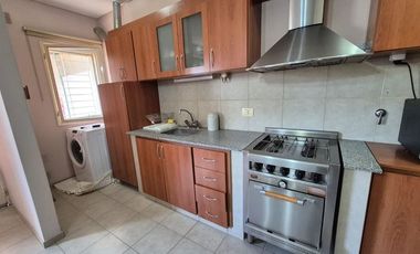 PH EN VENTA GONNET 2 DORMITORIOS