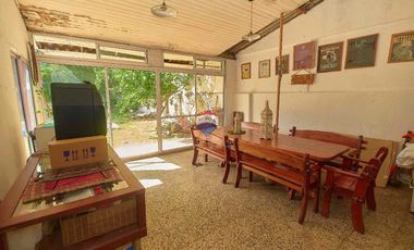 CASA EN VENTA FLORENCIO VARELA PARQUE PILETA