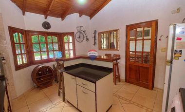 CASA EN VENTA FLORENCIO VARELA PARQUE PILETA
