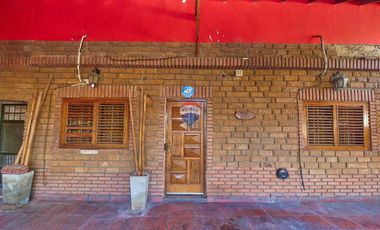 CASA EN VENTA FLORENCIO VARELA PARQUE PILETA