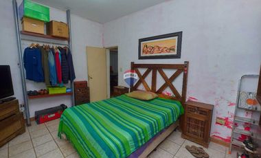 CASA EN VENTA FLORENCIO VARELA PARQUE PILETA