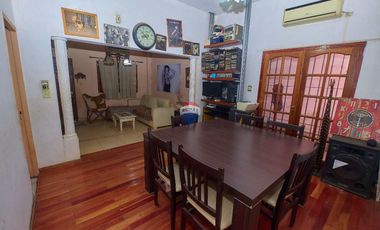 CASA EN VENTA FLORENCIO VARELA PARQUE PILETA