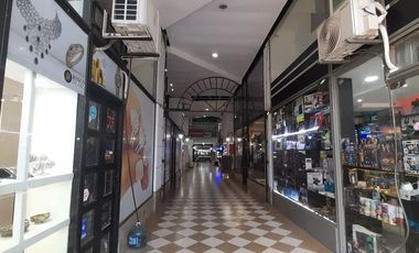 LOCAL EN VENTA EN GALERIA LAS TEJAS, OPORTUNIDAD!!