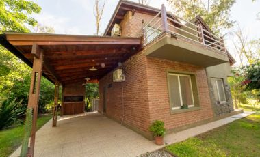 Casa en venta 3 dorm. Campo Timbó barrio cerrado