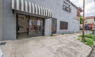 Casa 3 amb + Deptos + Local - V. Madero - PERMUTA