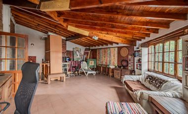 Casa 3 amb + Deptos + Local - V. Madero - PERMUTA