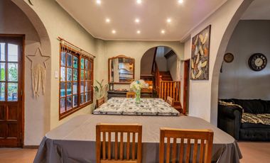 Casa 3 amb + Deptos + Local - V. Madero - PERMUTA