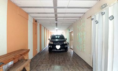 VENTA CASA 4 AMBIENTES JARDIN COCHERA-LAFERRERE