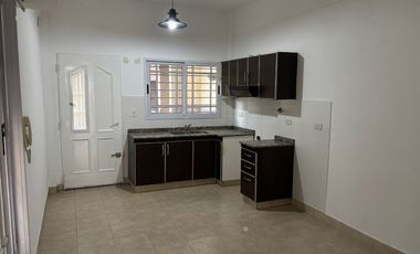 Duplex en alquiler en Merlo Sur