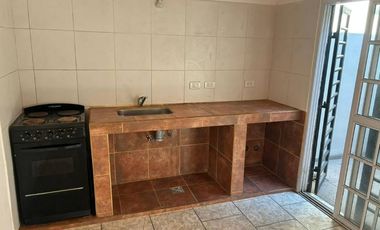 Departamento Tipo Casa en alquiler en Villa Dominico