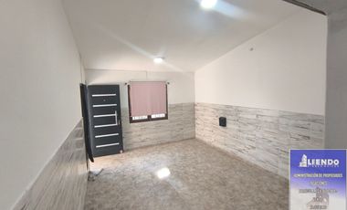 Casa en alquiler c/ cochera en Parque República