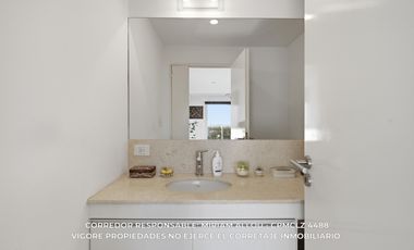 Departamento 5 ambientes 190,47 m² en venta con cochera en Banfield