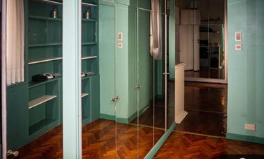 Departamento dúplex 6 ambientes con cochera en Belgrano, impecable apto crédito