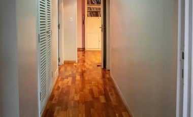 Departamento dúplex 6 ambientes con cochera en Belgrano, impecable apto crédito