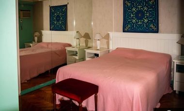 Departamento dúplex 6 ambientes con cochera en Belgrano, impecable apto crédito