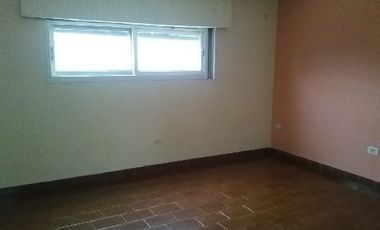 Departamento Tipo Casa en alquiler en Lanus Este