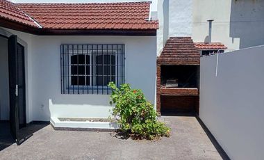 Casa PH en alquiler en Wilde Centro