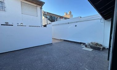 Casa PH en alquiler en Wilde Centro
