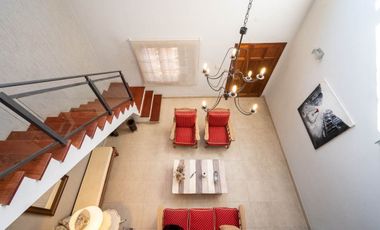 Casa Amplia y de Categoría en Venta en Guadalupe