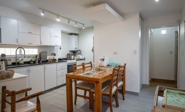 CASA DE 3 DORM. QUINCHO Y COCHERA EN VENTA