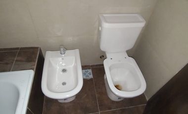 VENTA DÚPLEX 3 AMB - GARAJE - PATIO - HURLINGHAM