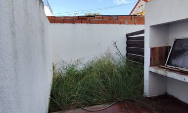 VENTA DÚPLEX 3 AMB - GARAJE - PATIO - HURLINGHAM
