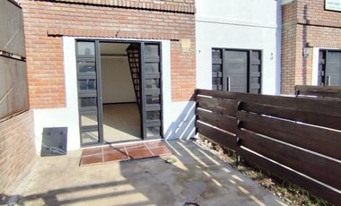 VENTA DÚPLEX 3 AMB - GARAJE - PATIO - HURLINGHAM