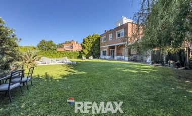 CASA EN VENTA CAÑUELAS 5 AMBIENTES APTA CREDITO