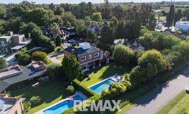 CASA EN VENTA CAÑUELAS 5 AMBIENTES APTA CREDITO