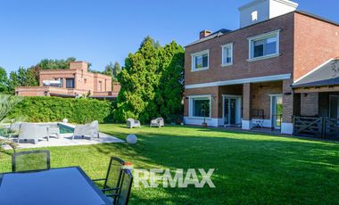 CASA EN VENTA CAÑUELAS 5 AMBIENTES APTA CREDITO