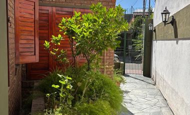 VENTA CASA CIUDAD DE MZA IDEAL VIVIENDA O COMERCIO