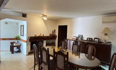 VENTA CASA CIUDAD DE MZA IDEAL VIVIENDA O COMERCIO