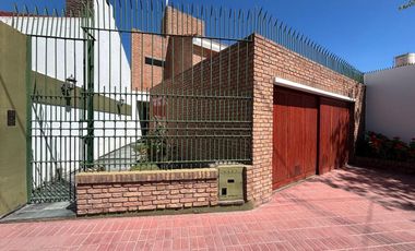 VENTA CASA CIUDAD DE MZA IDEAL VIVIENDA O COMERCIO