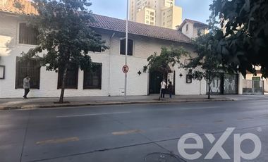 Estacionamiento en Venta en Argomedo Esquina Lira