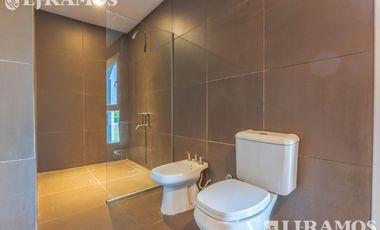 Casa con 3 dormitorios en venta  en Los Sauces - Nordelta
