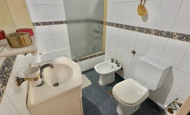 Casa para dos familias en Morón Sur