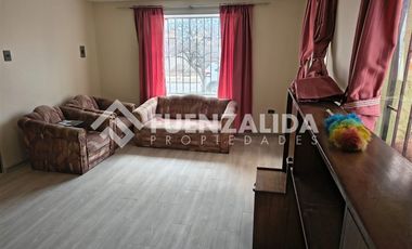 Casa en Arriendo en Calle paralela a JJPerez