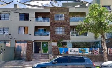 Local - Banfield Este