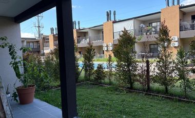 Departamento en venta 3 ambientes con jardin - Cañada village III