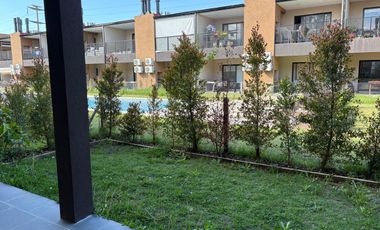 Departamento en venta 3 ambientes con jardin - Cañada village III