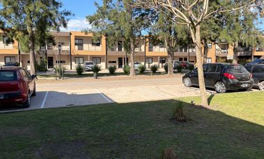 Departamento en venta 3 ambientes con jardin - Cañada village III