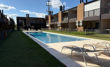 Departamento en venta 3 ambientes con jardin - Cañada village III