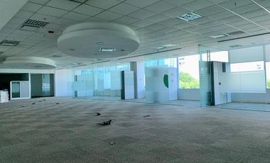 Oficina en Olivos Centro Empresarial Urbana