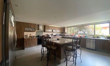 Venta casa en Jardines del Pedregal en calle cerrrada