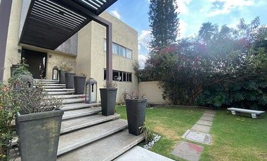 Venta casa en Jardines del Pedregal en calle cerrrada