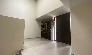 Venta casa en Jardines del Pedregal en calle cerrrada