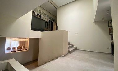 Venta casa en Jardines del Pedregal en calle cerrrada