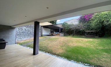 Venta casa en Jardines del Pedregal en calle cerrrada