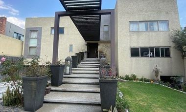 Venta casa en Jardines del Pedregal en calle cerrrada