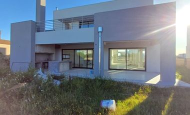 Casa en Villalobos A ESTRENAR